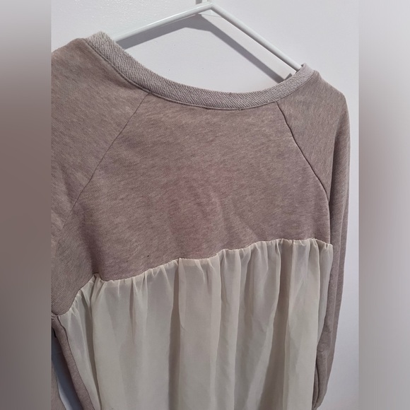 Women’s Long Sleeve Shirt - Picture 3 of 5